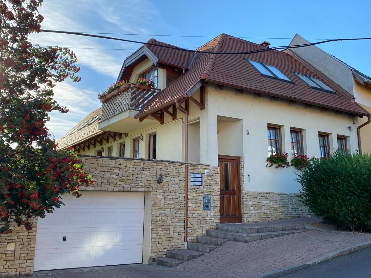 Gardonyi Apartman Eger Exterior photo